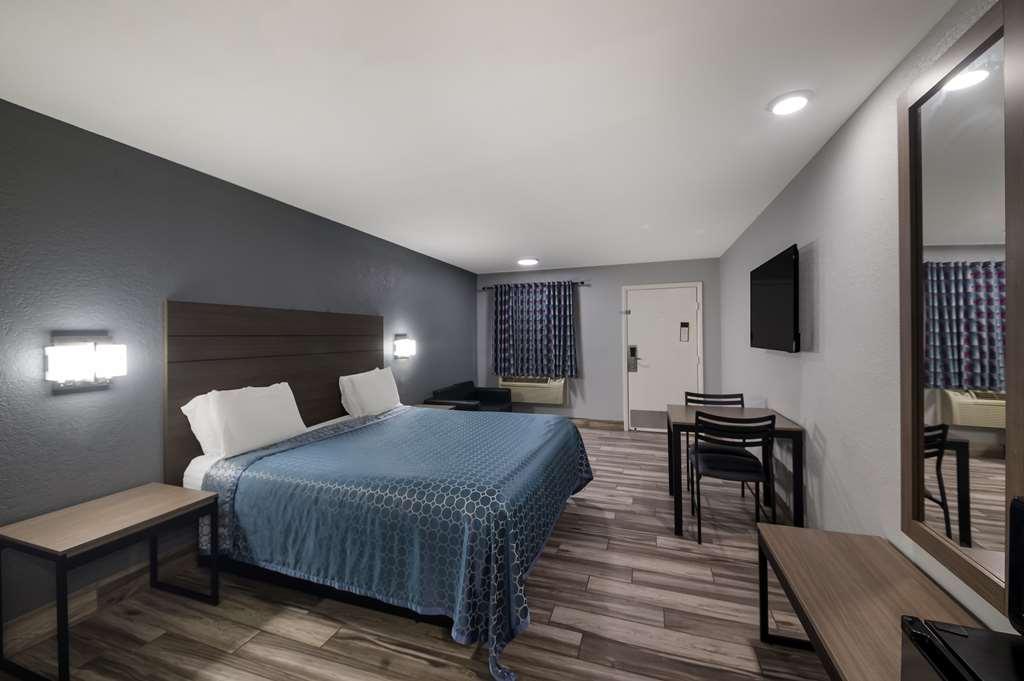 Americas Best Value Inn Buda Habitación foto